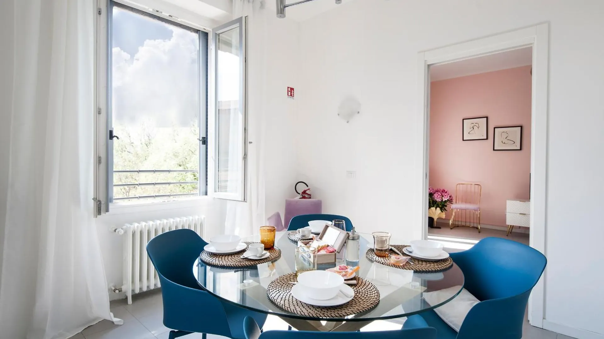 Santa Maria Square View - Family Accomodation Milano 0*,  Italien