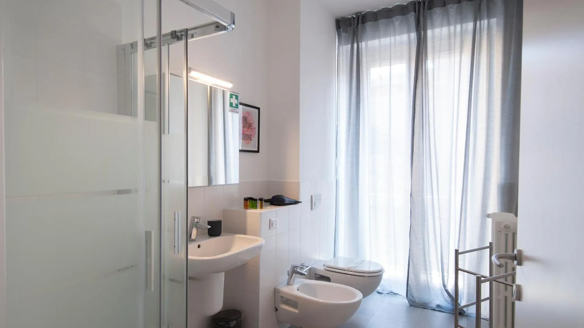 Santa Maria Square View - Family Accomodation Milano 0*,  Italien