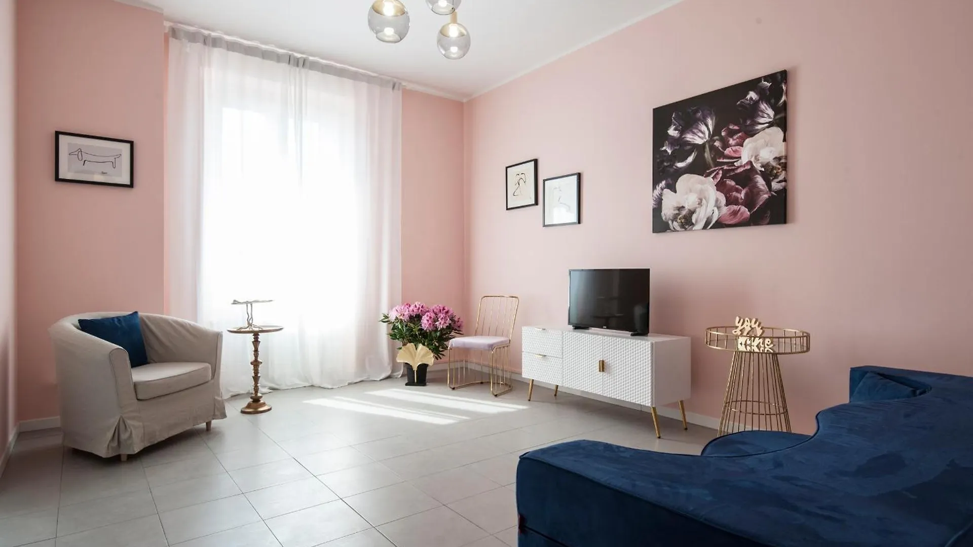 Santa Maria Square View - Family Accomodation Milano
