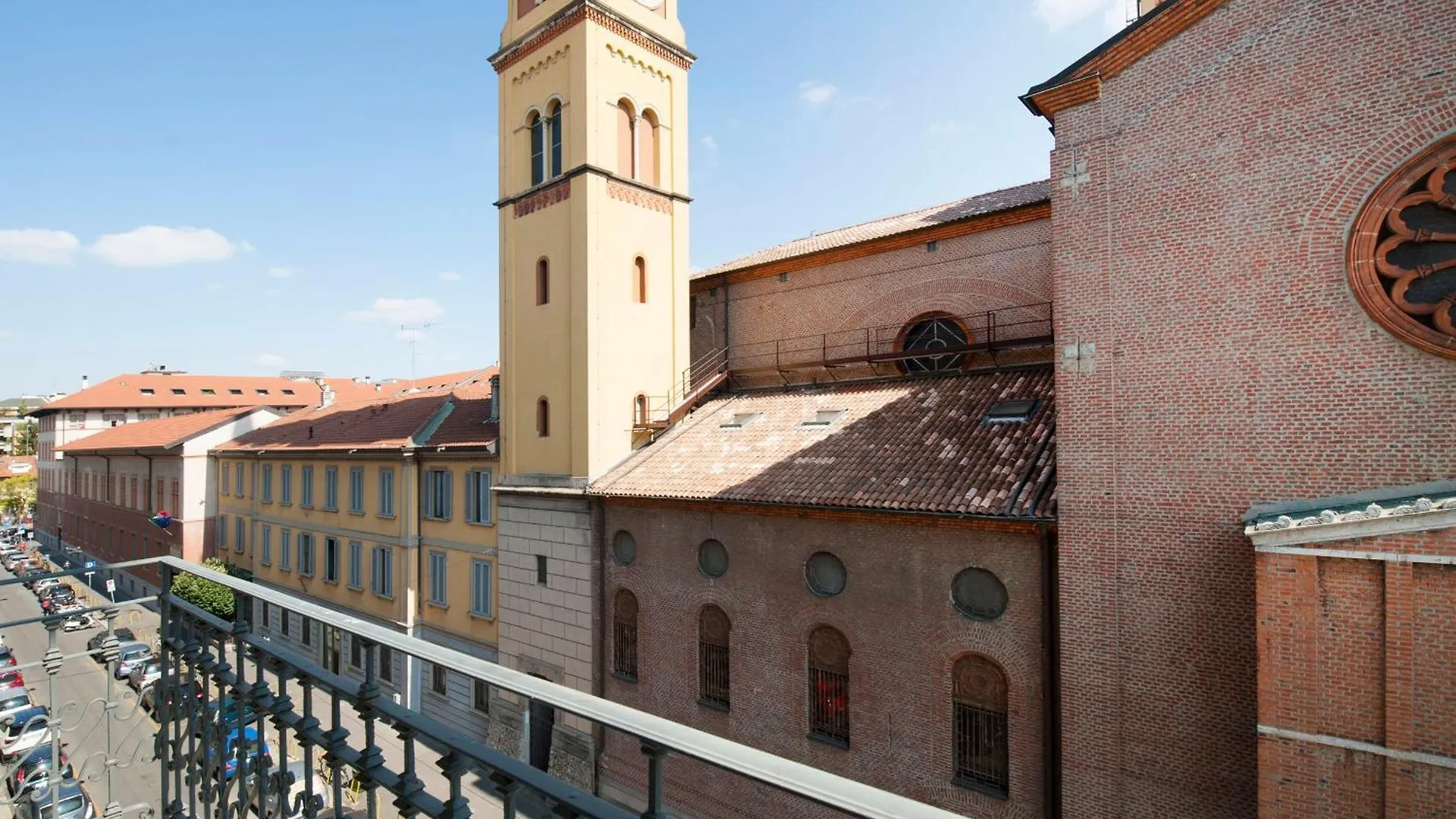 Santa Maria Square View - Family Accomodation Milano Italien